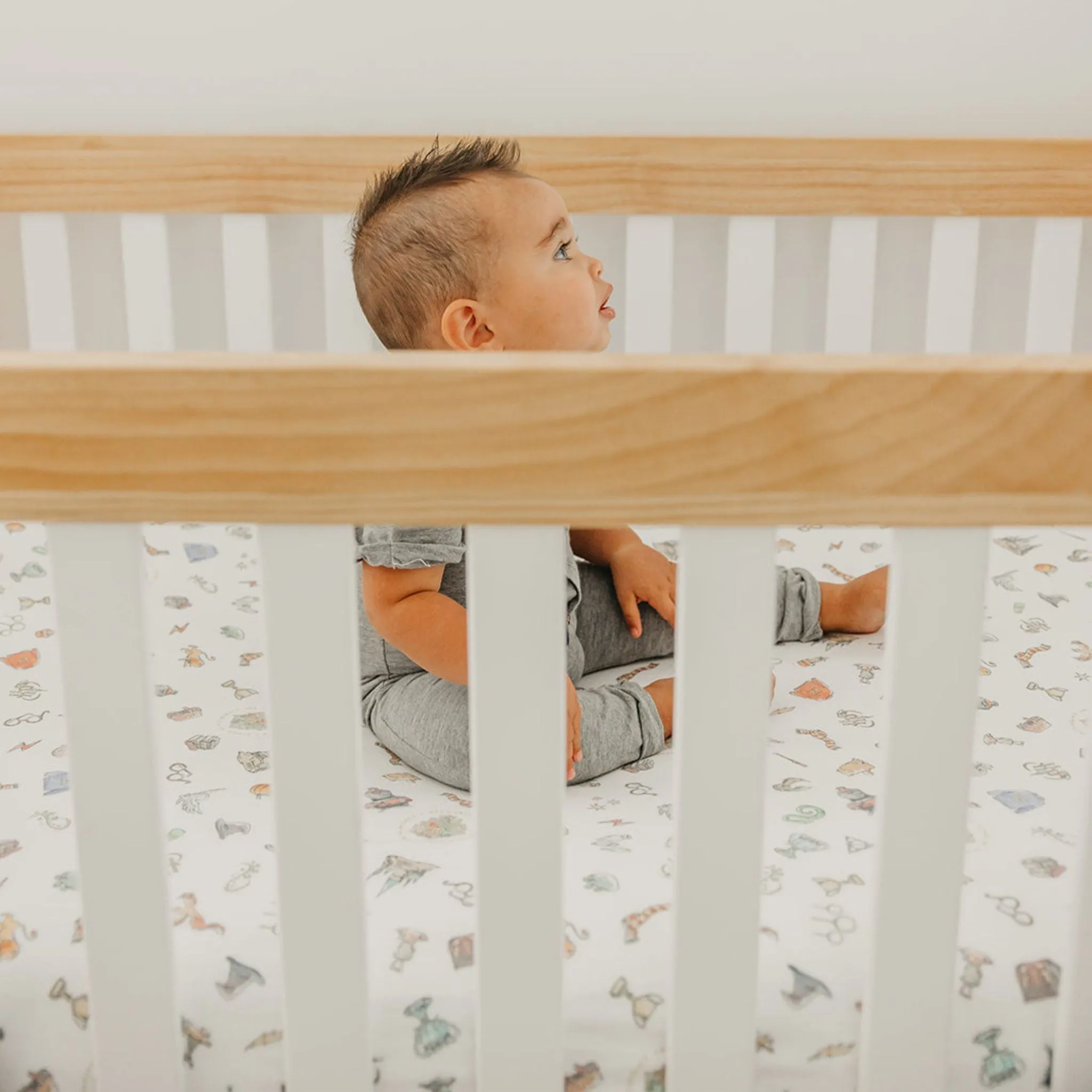 Premium Knit Fitted Crib Sheet - Wizarding World™