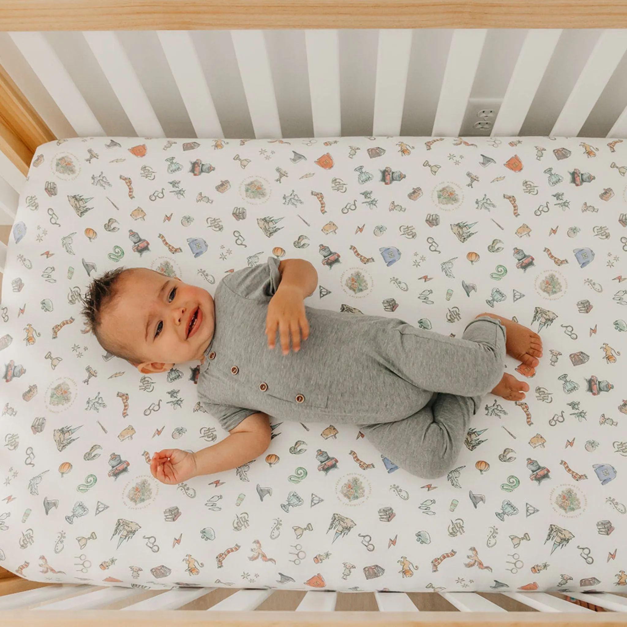 Premium Knit Fitted Crib Sheet - Wizarding World™