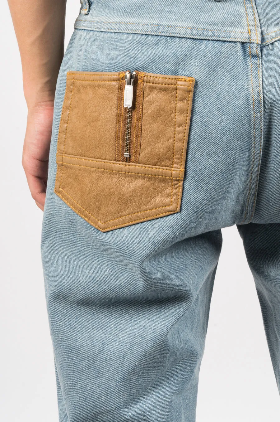 RASSVET LIGHT WASH DENIM JEANS