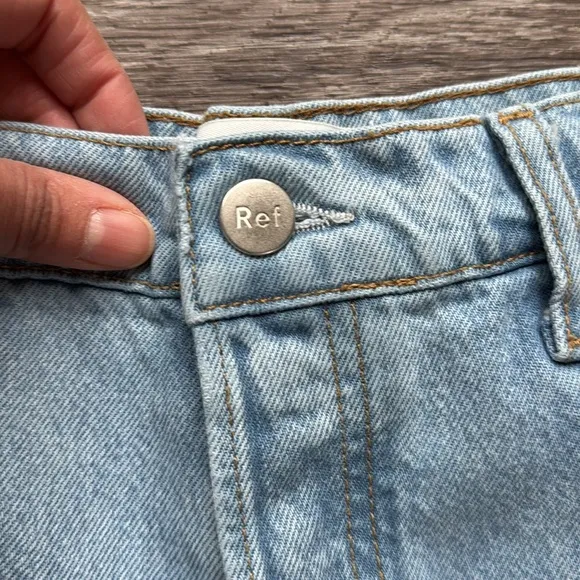 Reformation Jeans Blue Ankle Cropped Jeans 30 with Patchwork Design