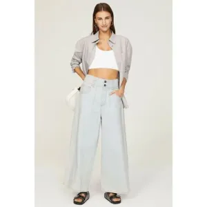 Rent the runway Lee high rise pleated light blue 2 button denim jeans boho Sz 30