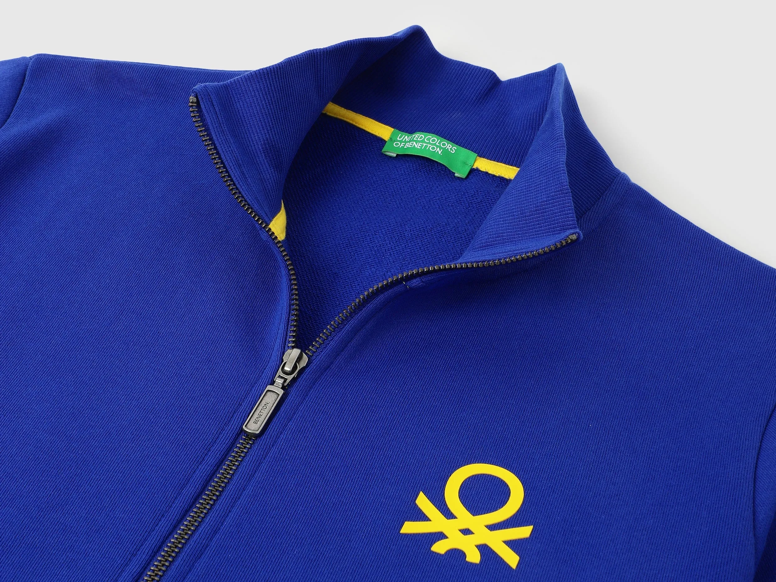 Slim Fit High Neck Solid Sweatshirts