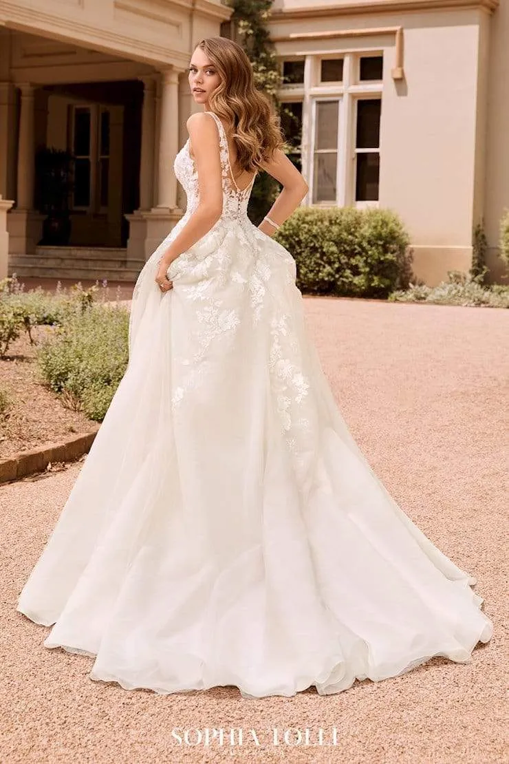 Sophia Tolli: Y22049 - Evelyn