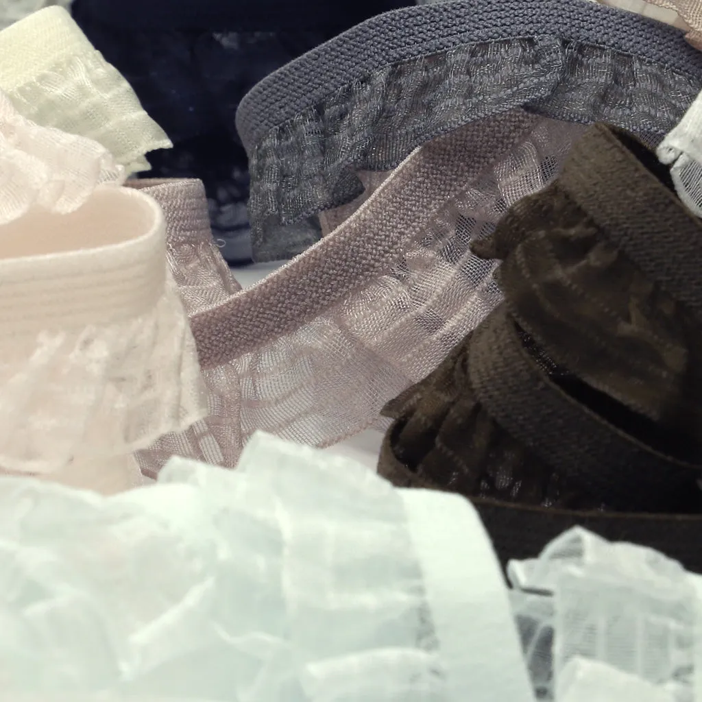 Stream Frill Stretch #134 Dark Olive