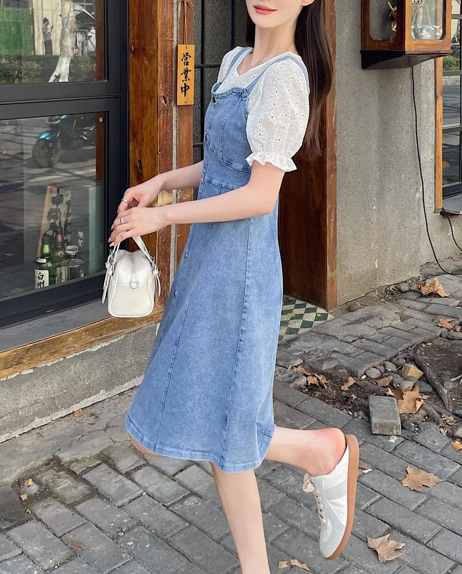 Women's A-line Denim Strappy Dress Featuring Color-blocked Design