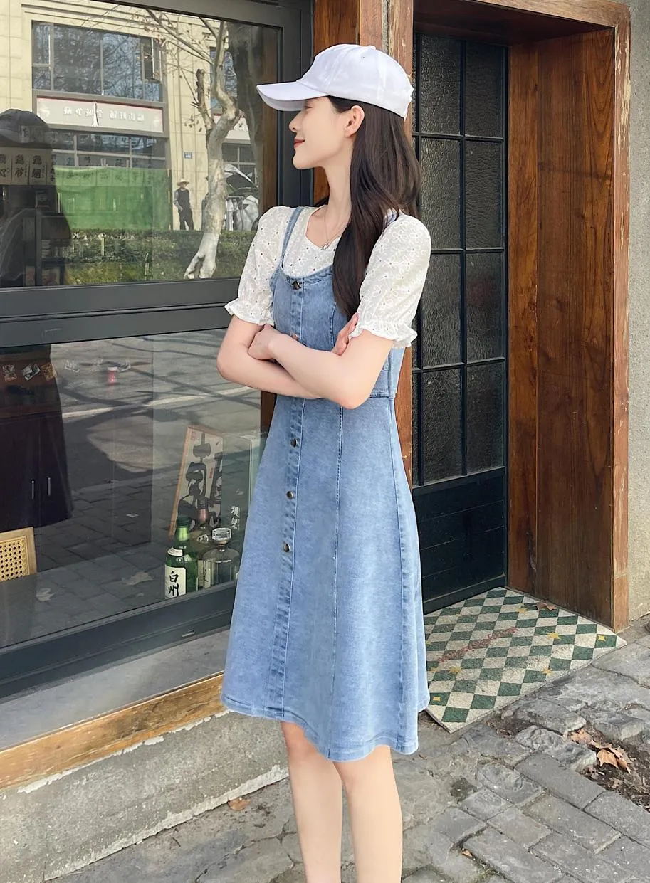 Women's A-line Denim Strappy Dress Featuring Color-blocked Design