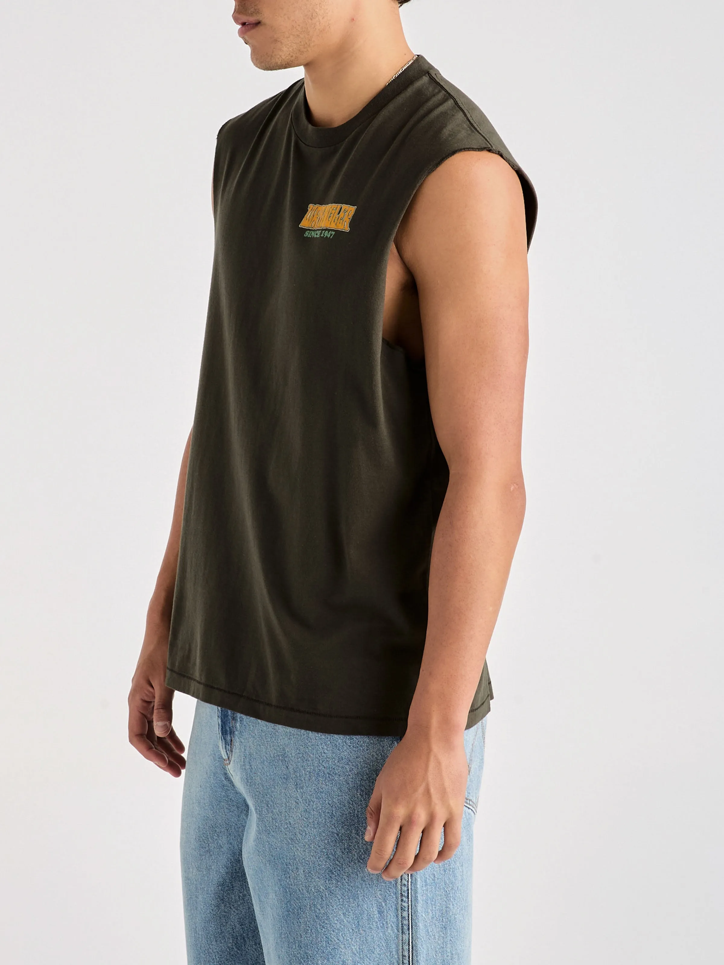 WRANGLER HALLOW FANGS MUSCLE - DARK SLATE